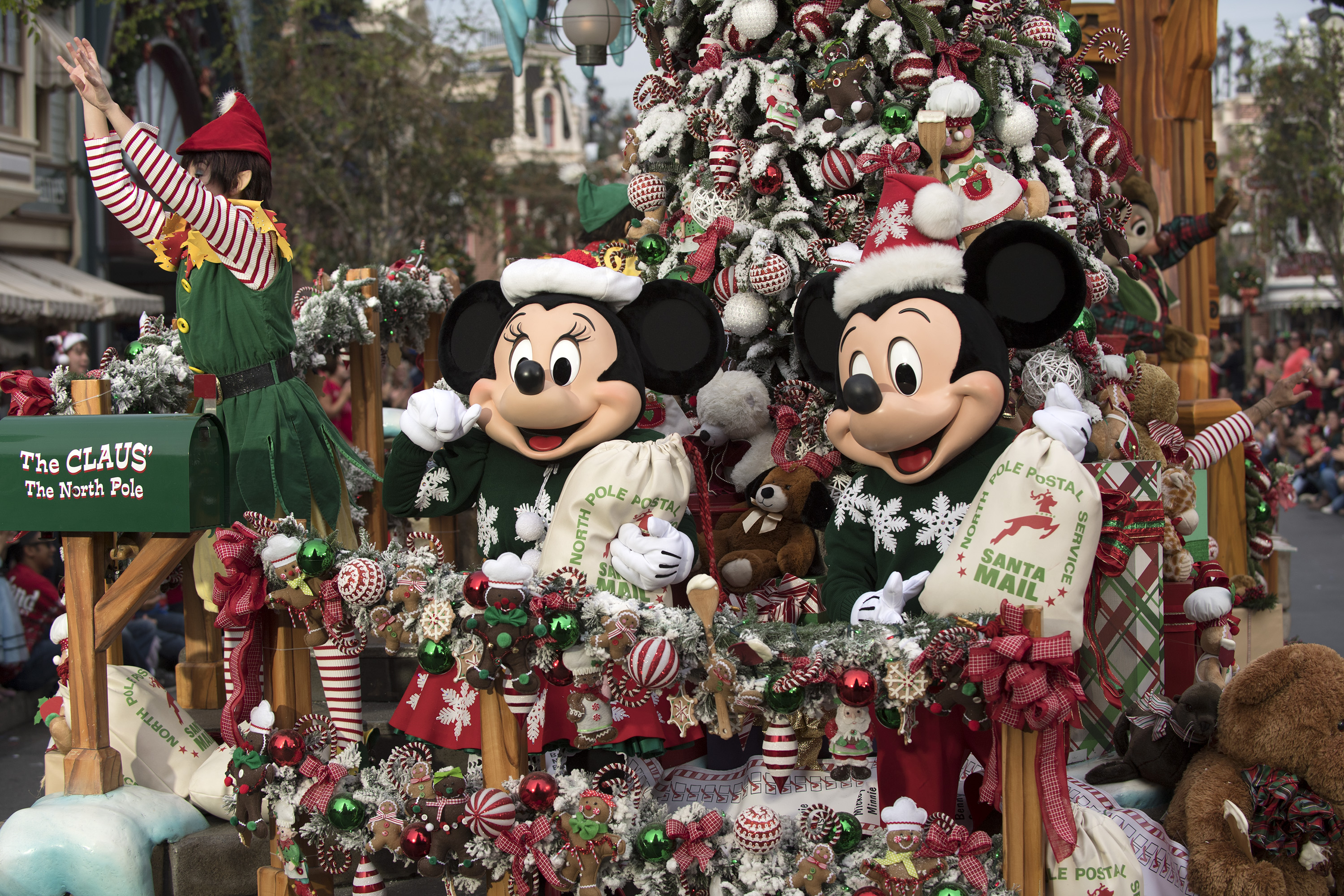 Disneyland Christmas Parade