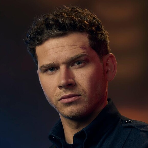 Oliver Stark