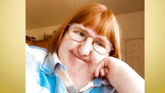 Watch Blogger And Disability Activist Claps Back At Internet Trolls