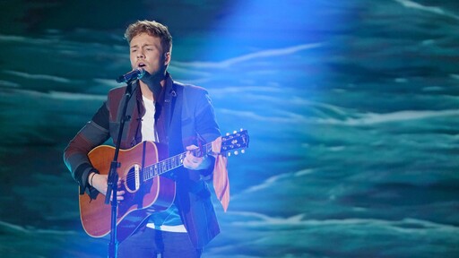 A Mother's Day "American Idol" Featuring Coldplay!