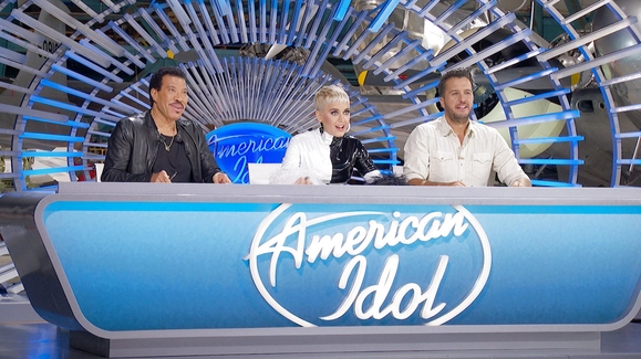 Watch American Idol Season 2 Episode 01 Premiere: Episode 1: Auditions 