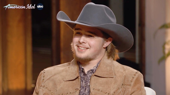 WATCH: Colin Stough Performs 'Cold' - American Idol 2023 Video ...