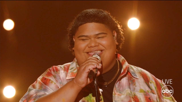 Watch Iam Tongis Top 10 Performance Video American Idol 