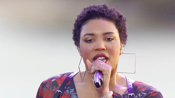 WATCH: Jayna Elise: Big Stage Performance During 'Confident' by Demi ...