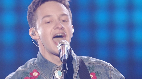 Jack Blocker Grooves and Moves With 'Long Tall Sally'