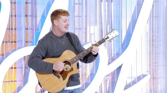 Sonny Tennet Stuns American Idol Judges – Lionel Richie Says 'You Made My Song, Your Song!'