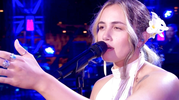 Kyana Fanene Stuns With Powerful Stan Walker Cover on American Idol