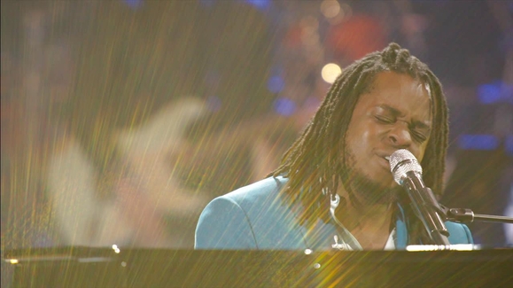Desmond Roberts Rocks 'Titanium' by David Guetta
