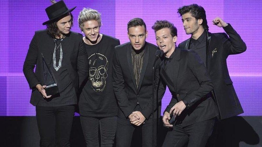 See One Directions Unforgettable Performance From The 2014 Amas The American Music Awards 