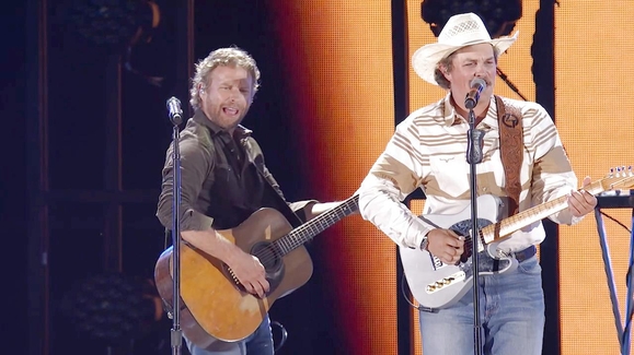 Dierks Bentley and Zach Top Perform 'Free and Easy (Down the Road I Go)' and 'Mountain Music' Medley at CMA Fest 2025