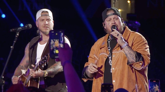 Brandon Lake and Jelly Roll Perform 'Hard Fought Hallelujah' at CMA Fest 2025