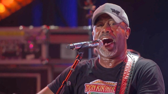 Darius Rucker Performs 'Wagon Wheel' at CMA Fest 2025