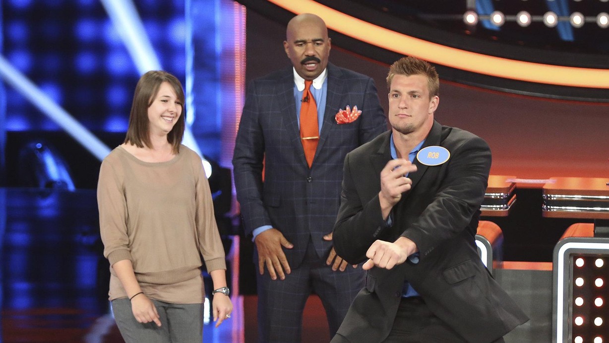 Watch Celebrity Family Feud Season 1 Episode 05 Rob Gronkowski vs ...