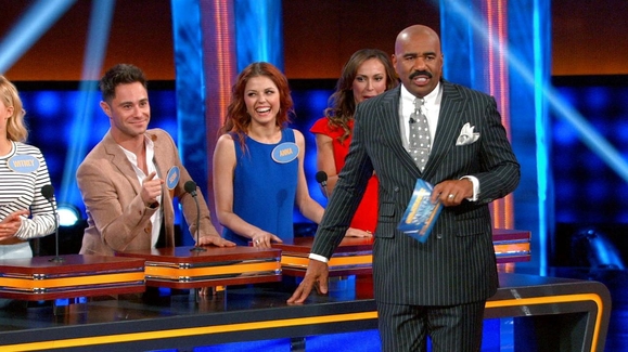 WATCH: Bachelor Alums Get the Steal Video | Celebrity Family Feud