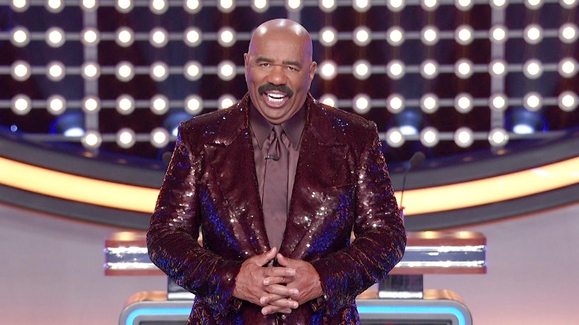 Celebrity Family Feud - Thursdays 8/7c