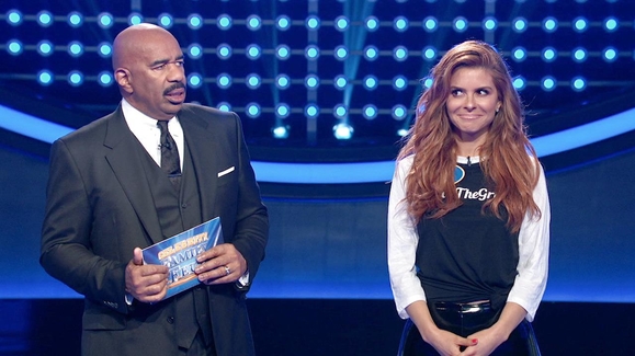 Watch Celebrity Family Feud Season 5 Episode 04 Maria Menounos vs