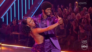 Adrian Peterson latest NFL star on 'Dancing with the Stars'