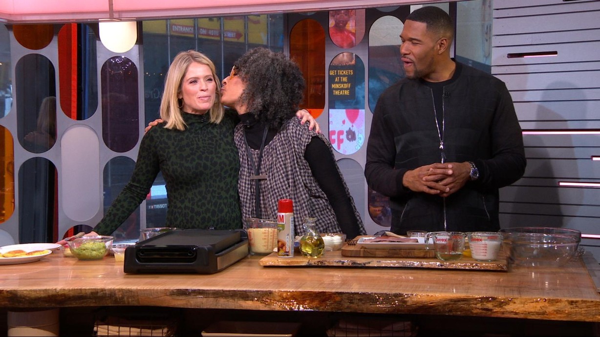 GMA3: Strahan, Sara & Keke: 02/13/19: Valentine's Day Cooking With ...