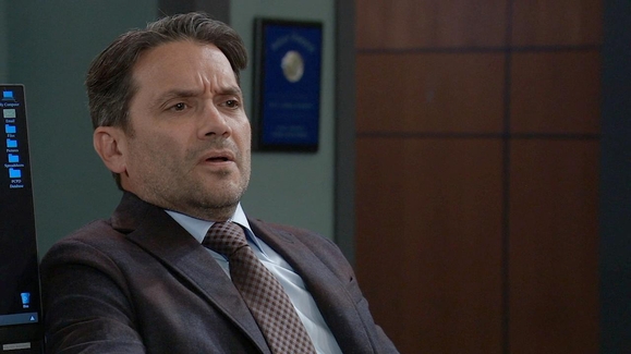 GH Sneak: A Prisoner Has Escaped