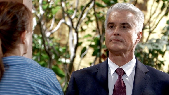 GH Sneak: Ric Pays Alexis a Visit