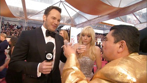 Guillermo at the Oscars Red Carpet: Tequila & "Tongue Cams" with Eddie Redmayne, Common and More