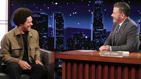 注目：トレバー・ノア、トランプとジミーの確執、ジェリー・サインフェルドとのメッツの試合、デイリー・ショーの見逃し動画について語る