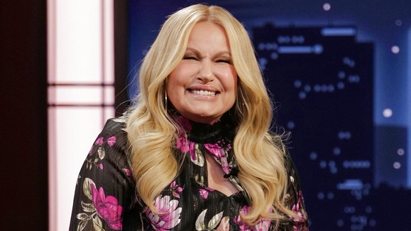 WATCH: Jennifer Coolidge on Her White Lotus Death, Fondling Ed Harris and Being Turned on by Bill Murray Video | Jimmy Kimmel Live!