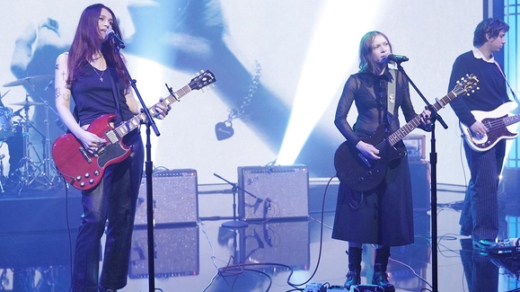 Momma – I Want You (Fever)