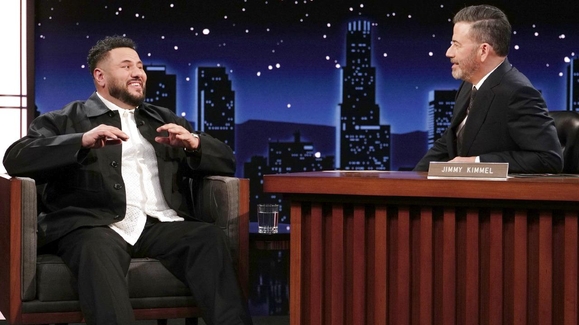 Mo Amer on Being a Practicing Muslim in Vegas and Sympathy Symptoms During Wife's Pregnancy