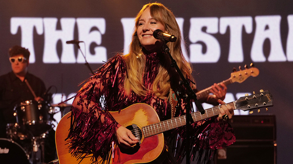 Margo Price – Don't Let The Bastards Get You Down