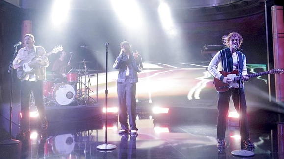 The Temper Trap – Giving Up Air