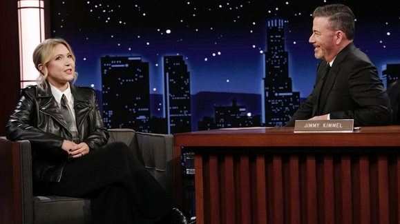 Taylor Tomlinson on Filming Her Comedy Special in a Church, Hating A.I. and Her Queer Awakening