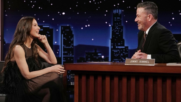 Olivia Munn on Husband John Mulaney's Relationship with Her Mom and Making the Worst Smelling Stew