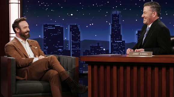 Charlie Cox on DEFINITELY NOT Being in Spider-Man, DD Logo in Daredevil and Going Out in Prosthetics