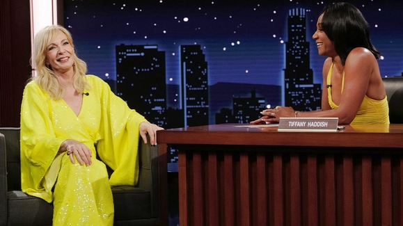 Allison Janney Gets Dating Advice from Tiffany Haddish and Reveals Best Prediction a Psychic Gave Her