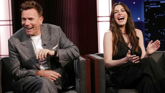 Anne Hathaway and Ewan McGregor on Anne's Pregnancy and Their New Dinosaur Movie The End of Oak Street