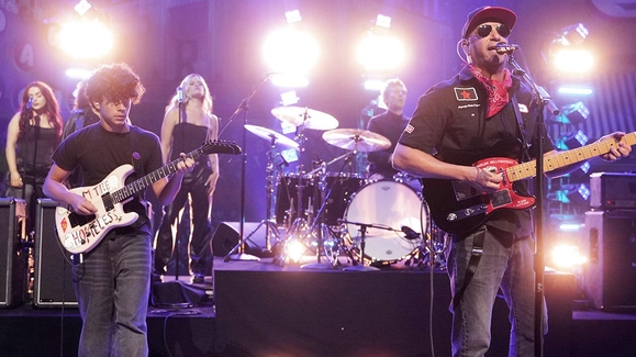 Tom Morello – Soldier in the Army of Love