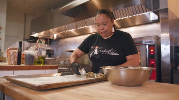Chef Crystal Wahpepah puts Indigenous foods on the map