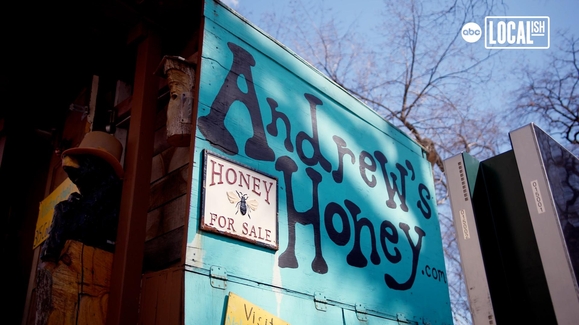 Meet NYC's rooftop beekeeper