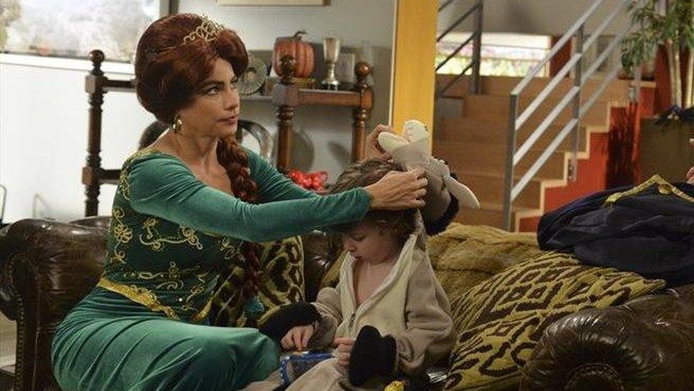 Gloria Gets Dressed Up for Halloween Modern Family