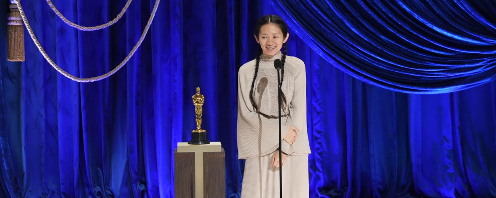Chloé Zhao is the 2021 Oscar Winner for Directing Oscars 2024 News