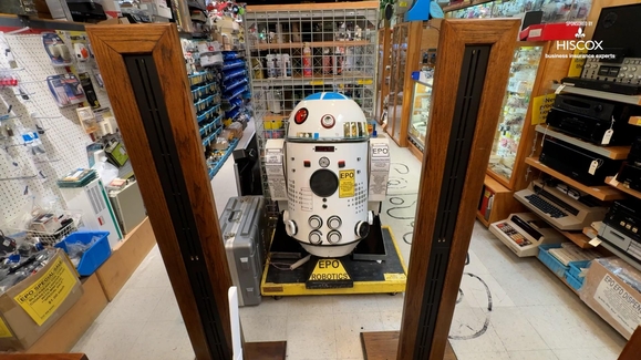 Electronic Parts Outlet gives gadgets a second chance