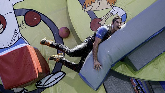 Bachelors vs. Bachelorettes on Wipeout this SUNDAY 8|7c!