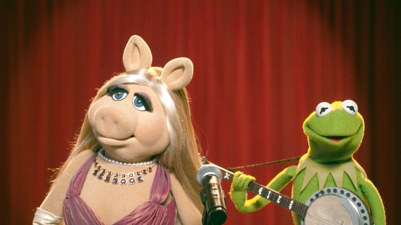 Watch The Muppets Season 1 Episode 11 Swine Song Online