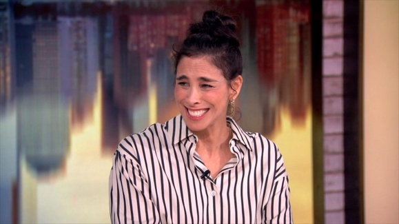 Sarah Silverman talks new comedy special remembering her parents, 'PostMortem'