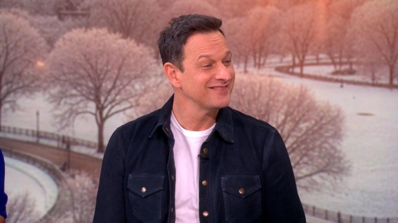 Josh Charles talks new series 'Best Medicine,' reflects on 'Dead Poets Society' role
