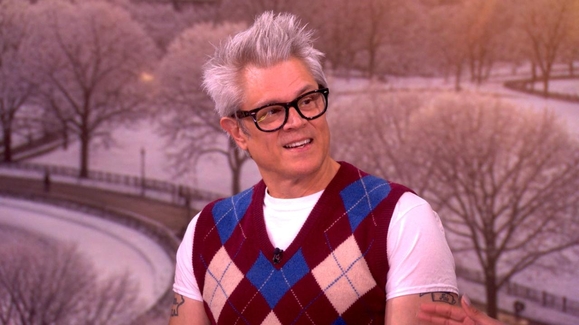 Johnny Knoxville takes stunts to the next level in 'Fear Factor: House of Fear'