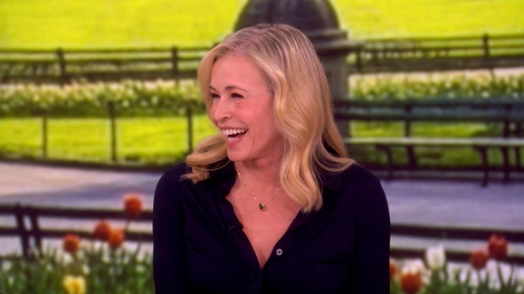 Chelsea Handler dishes on Vegas love story and hitting the road for new tour
