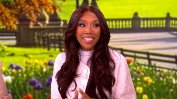 Brandy takes us behind 3 decades in the spotlight in new memoir