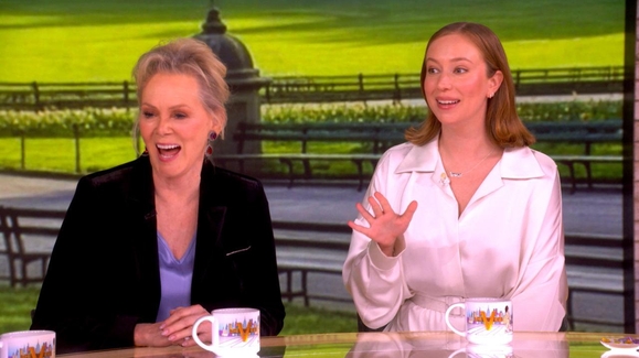 Jean Smart, Hannah Einbinder reflect on 'Hacks' legacy and final season